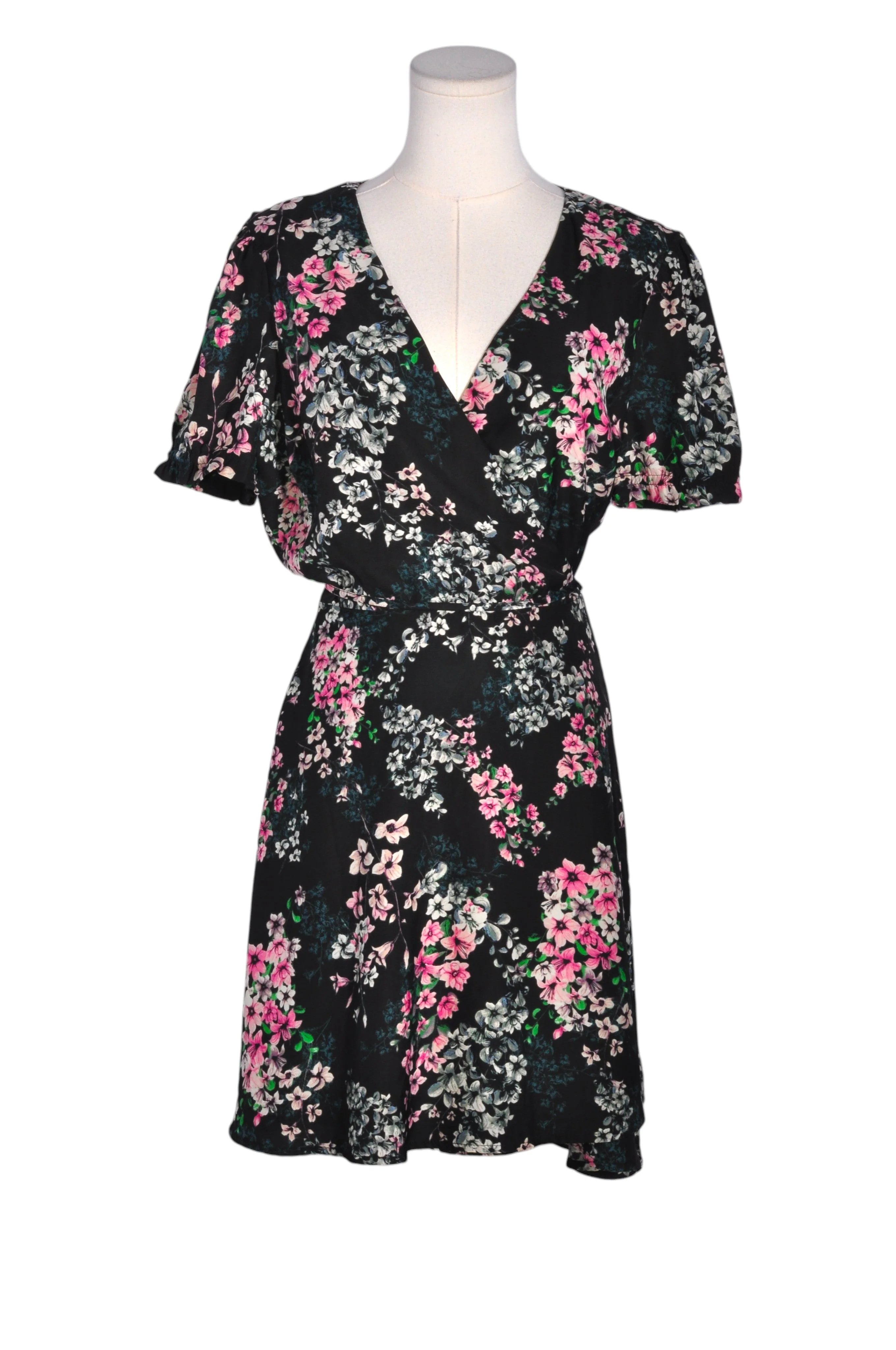 CUPCAKES AND CASHMERE Women Wrap Dresses Regular fit in Black - S
