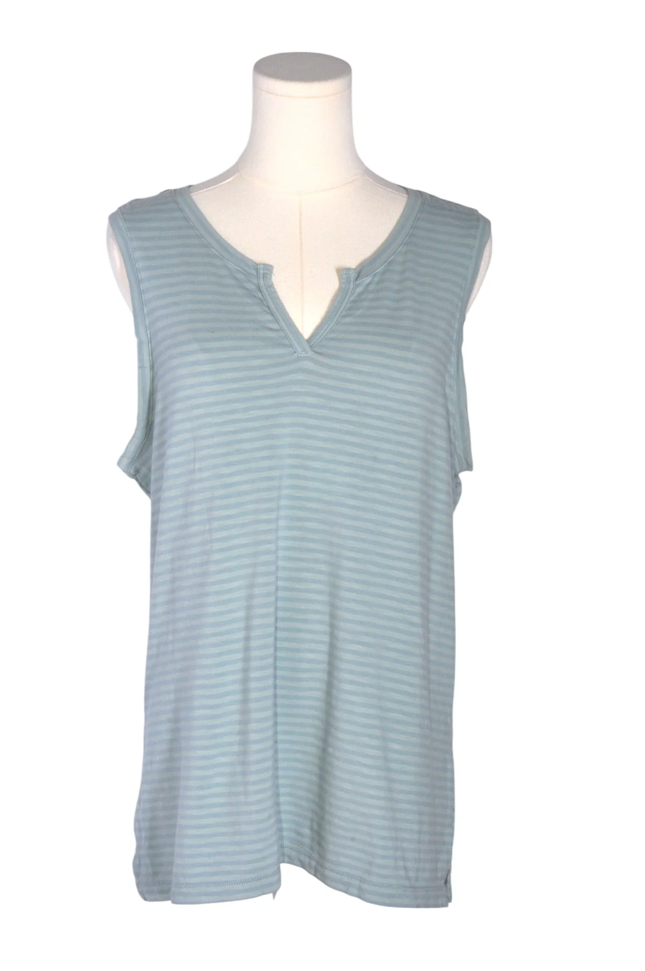 JONES & CO. Women Tank Tops Regular fit in Blue - L