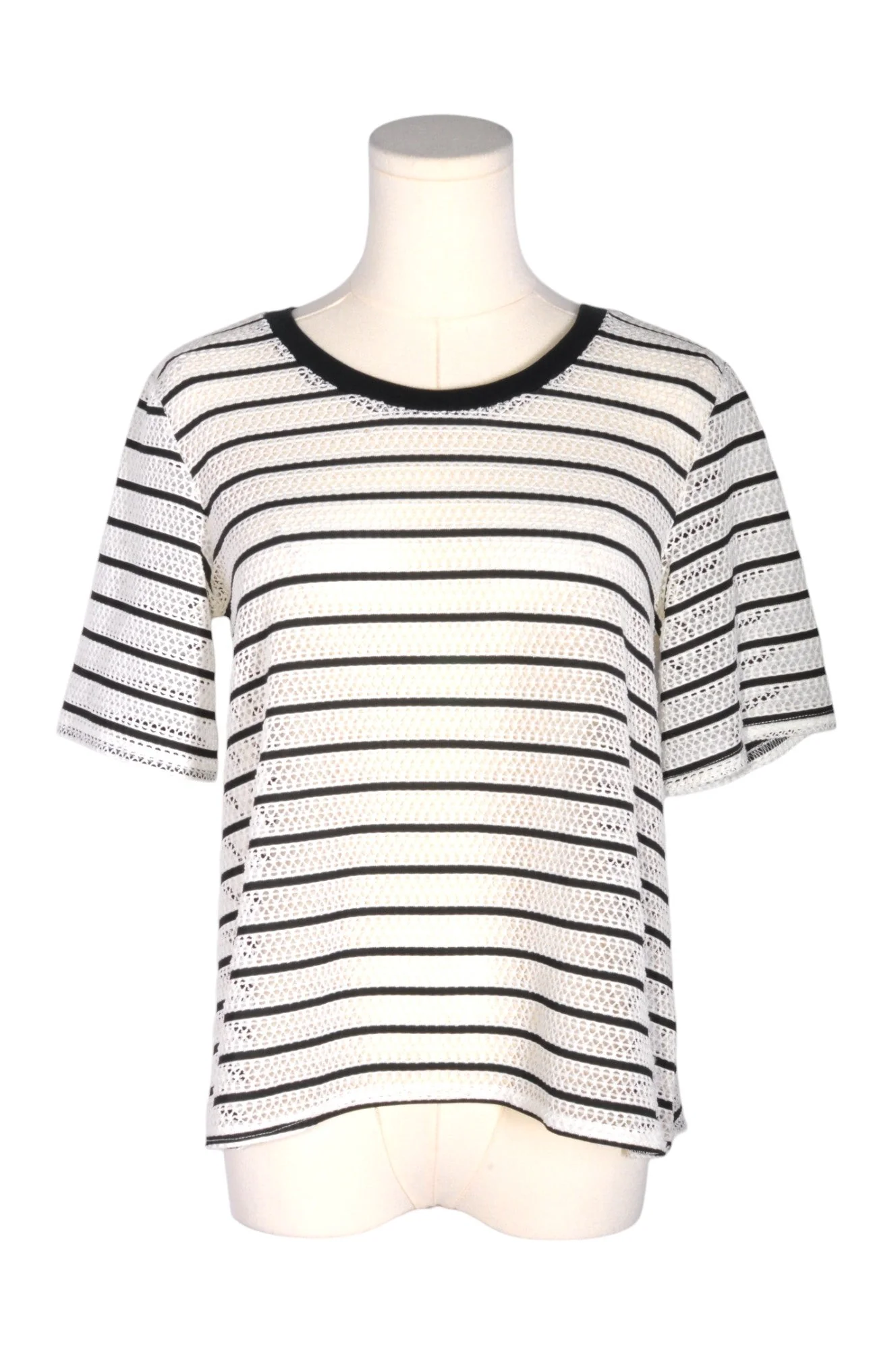 KERSH Women T-Shirts Regular fit in White - M
