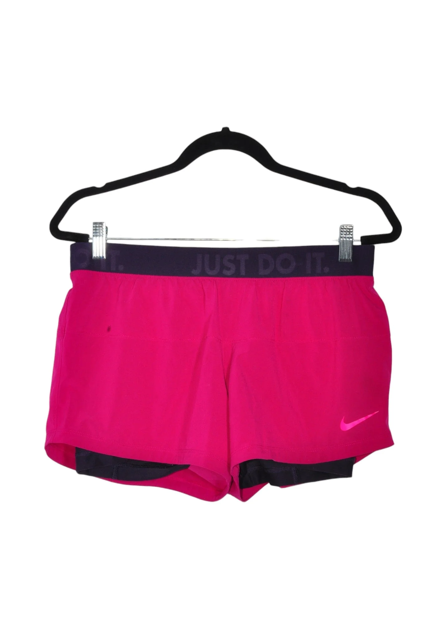 NIKE Women Activewear Shorts & Skirts Regular fit in Red - M