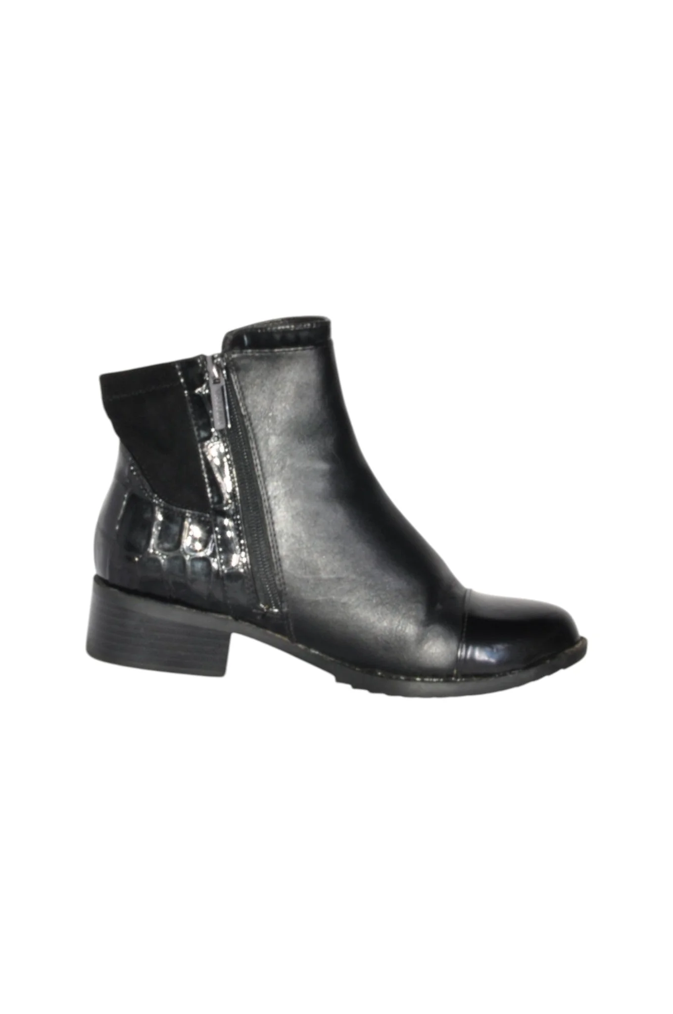 VALDINI Women Boots Regular fit in Black - 6