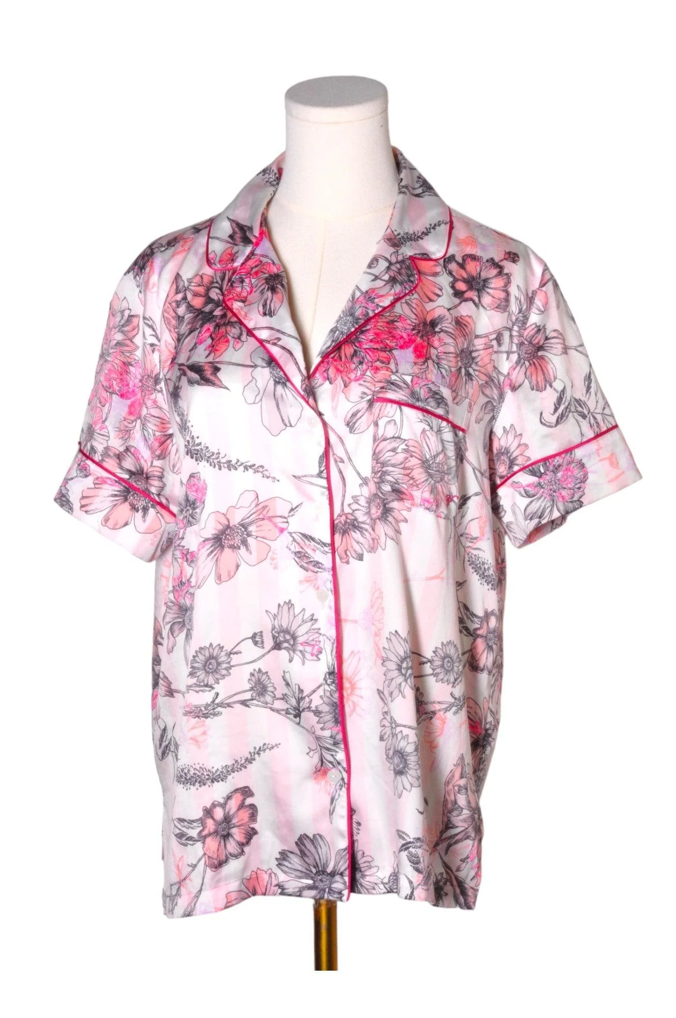 VICTORIA'S SECRET Women Night Wear Regular fit in Pink - S