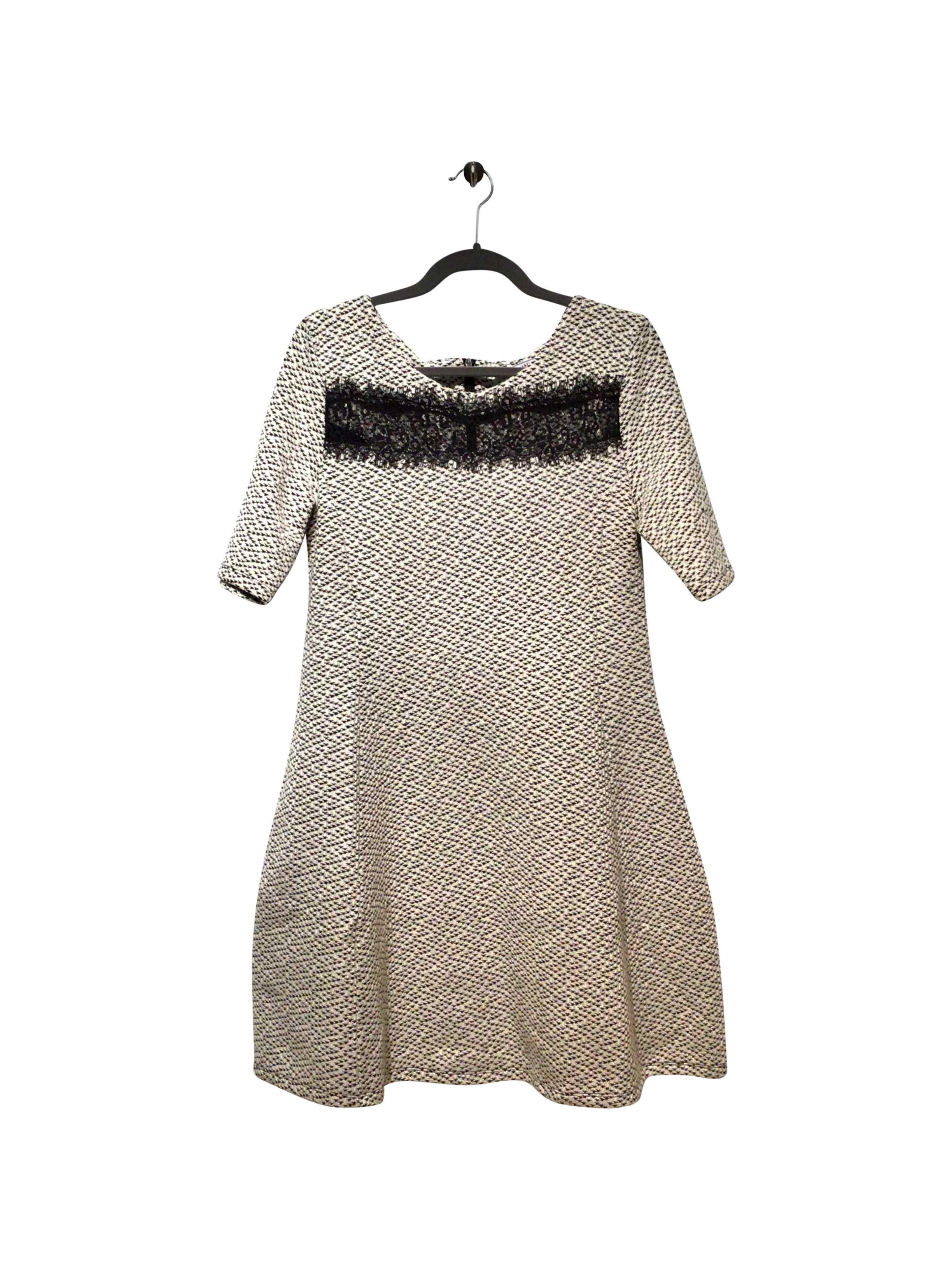 COCO & TASHI Regular fit Shift Dress in White  -  L
